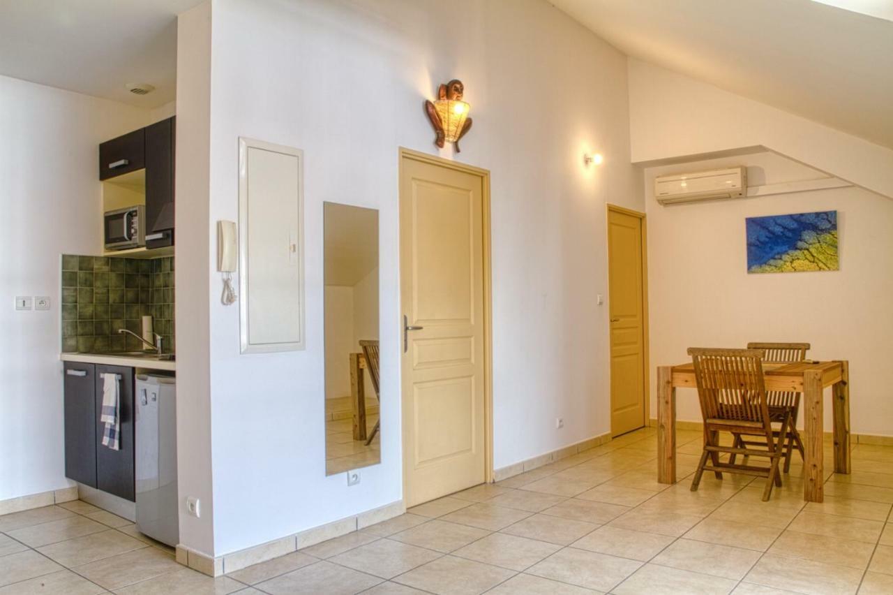 Bakkasab St Gilles Appartement Saint-Gilles-les-Bains Buitenkant foto